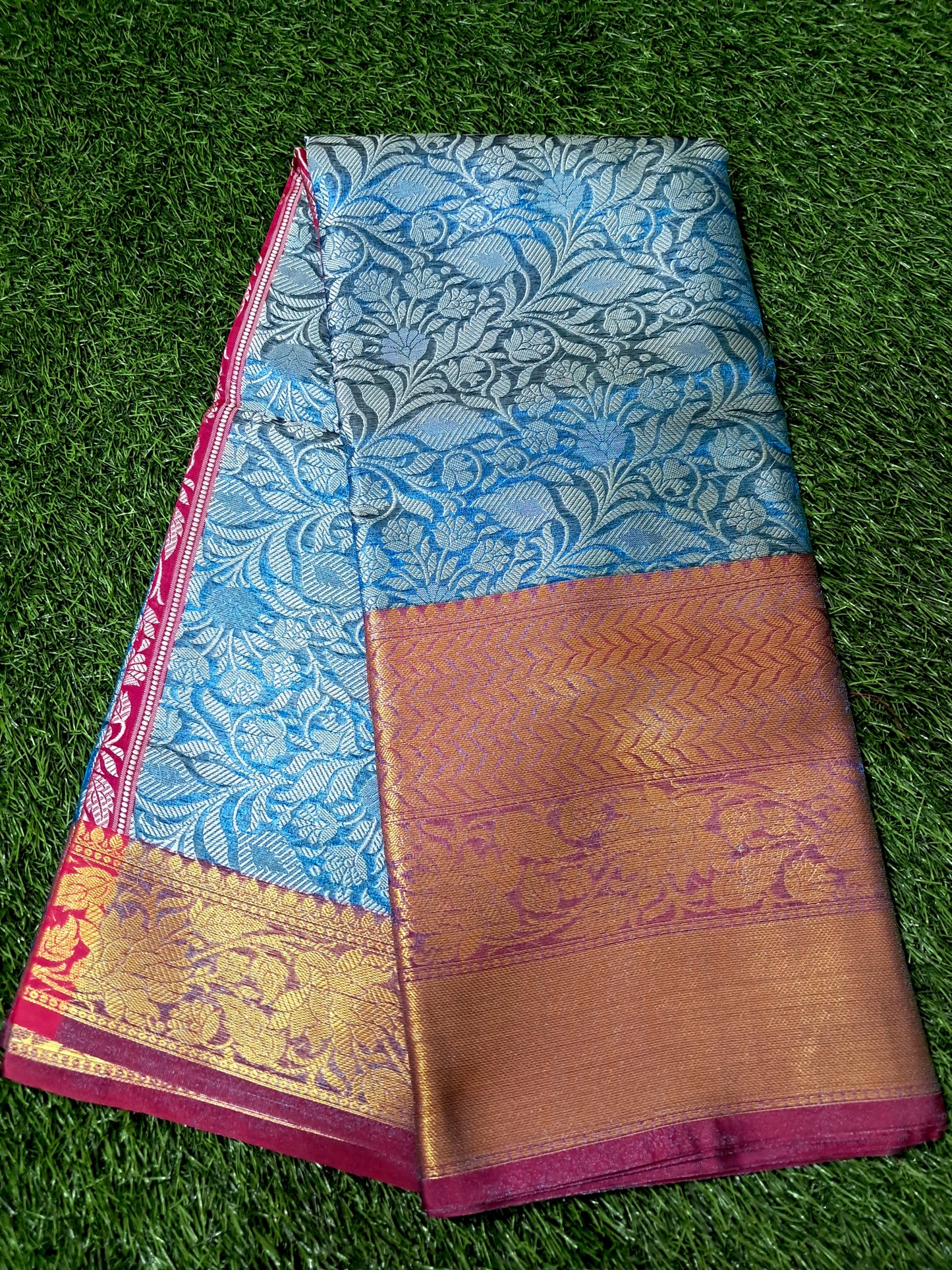 Kanjivaram soft silk saree (SAREE CODE- S008)