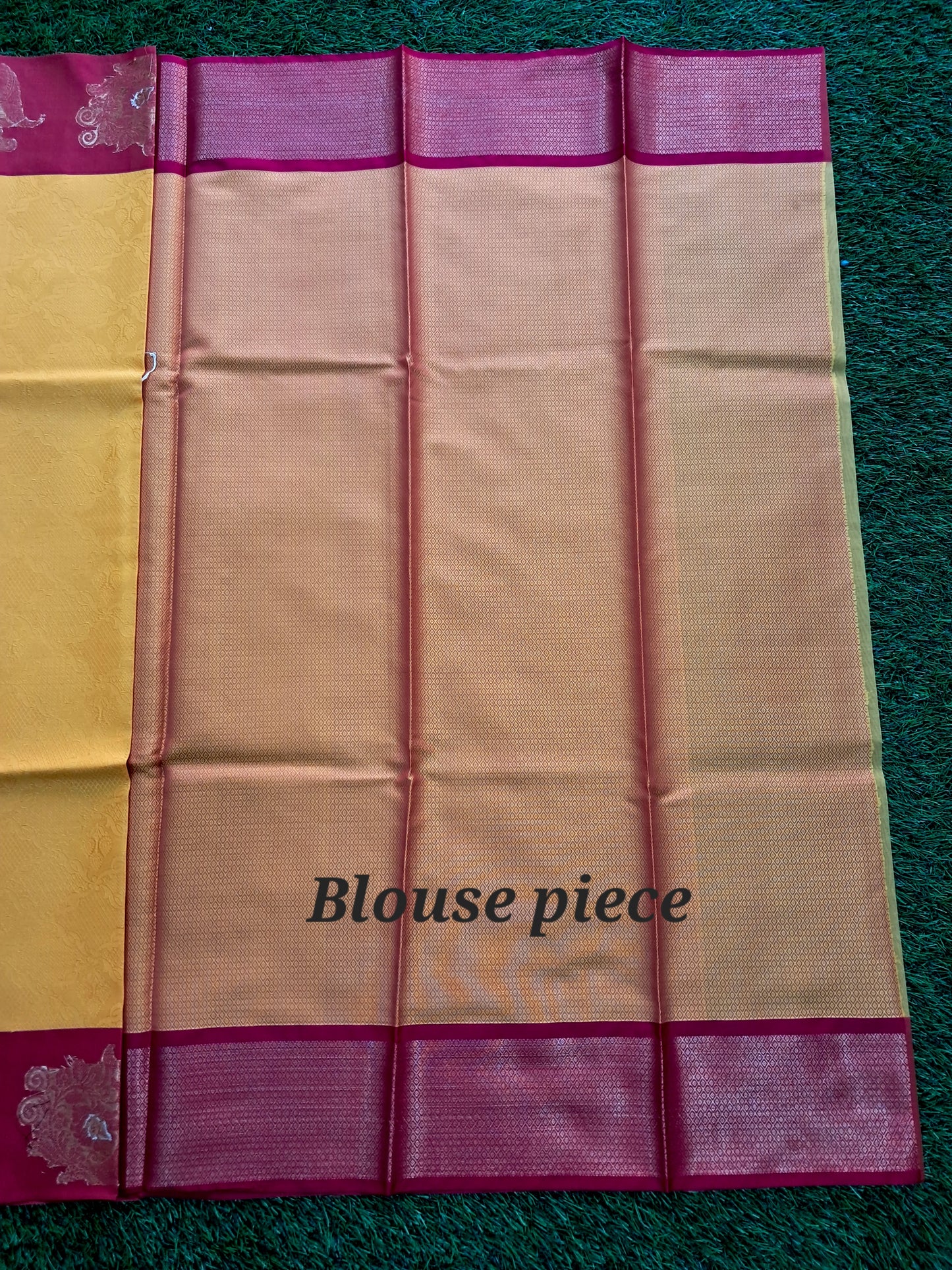 Kanjivaram soft silk saree (SAREE CODE- S014)