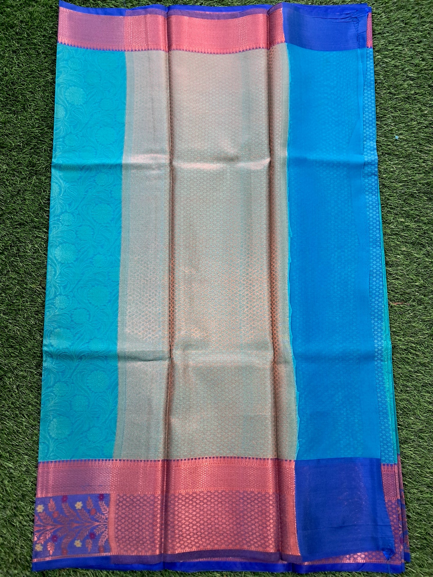 Kanjivaram soft silk saree (SAREE CODE- S024)