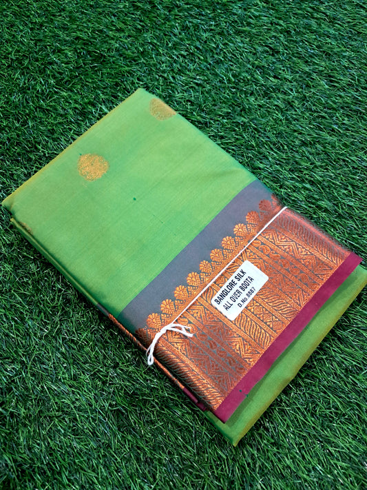 Kanjivaram soft silk saree (SAREE CODE-SP120)